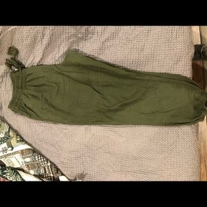 Green linen joggers